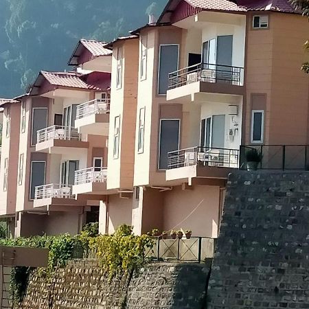 Amravati Resort Solan Exterior foto