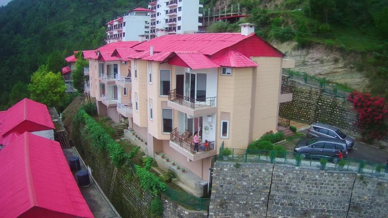 Amravati Resort Solan Exterior foto