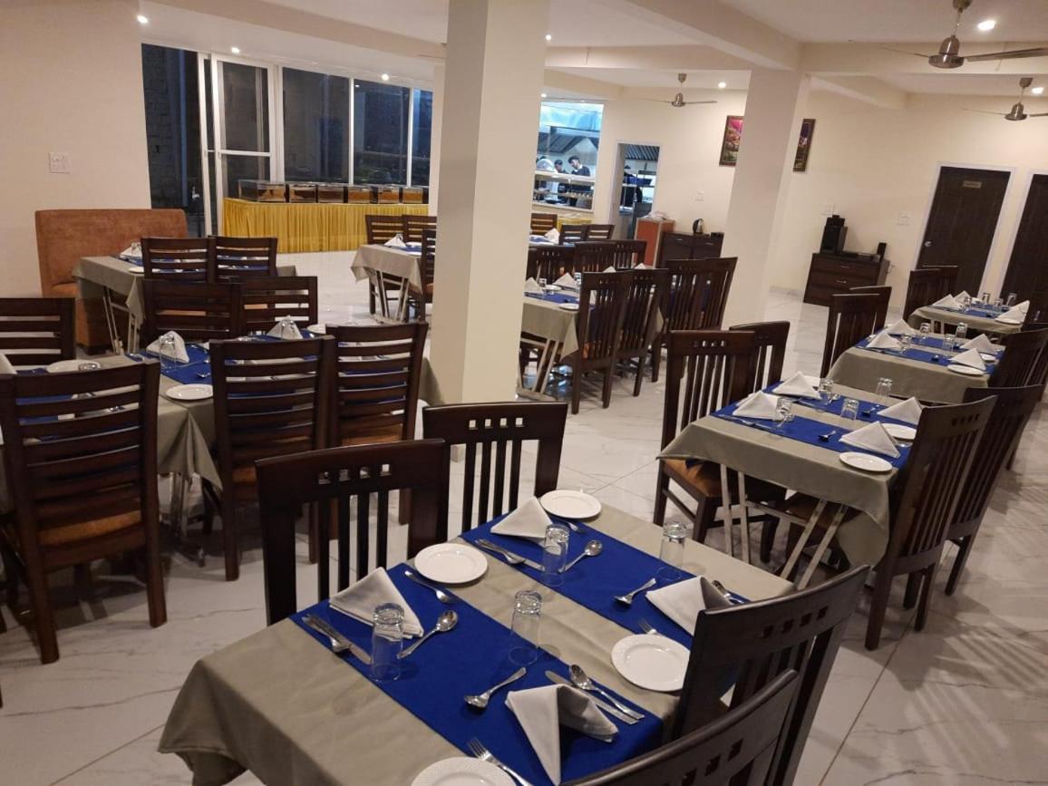 Amravati Resort Solan Exterior foto