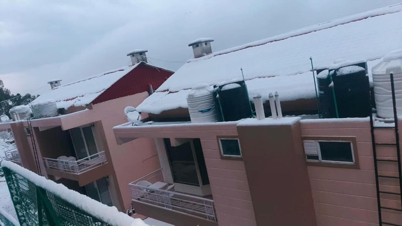 Amravati Resort Solan Exterior foto